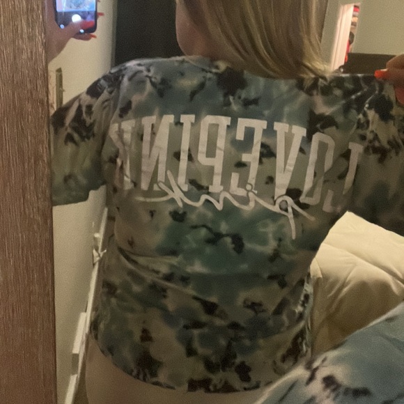 PINK varsity tee - Picture 3 of 7